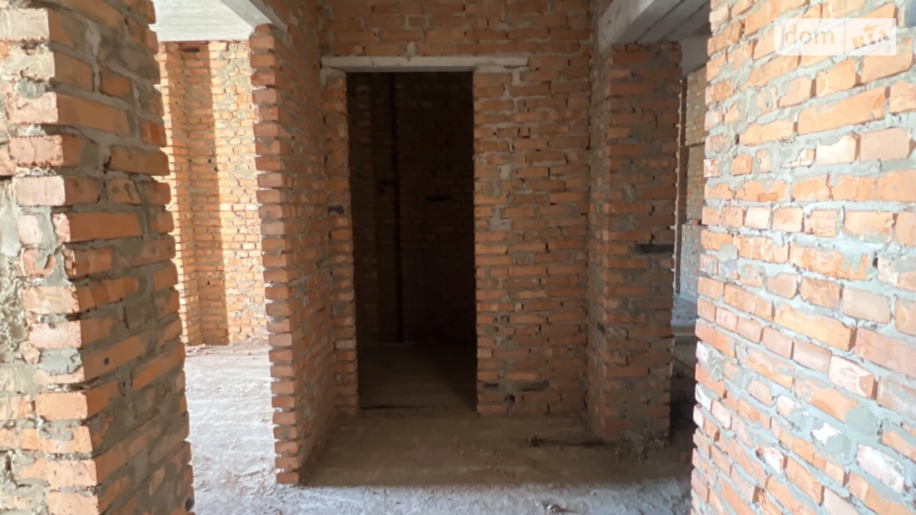 Продается 2-комнатная квартира 56.7 кв. м в Ровно, ул. Березовая, 1 - фото 2