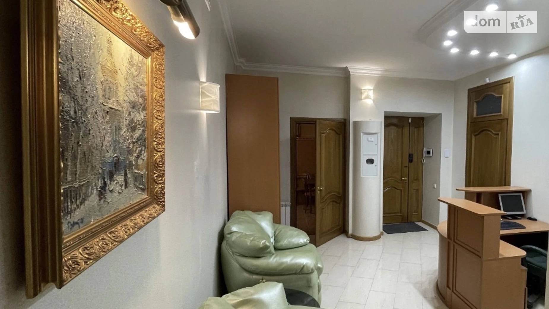 Сдается в аренду офис 90 кв. м в бизнес-центре, цена: 1450 $ - фото 2
