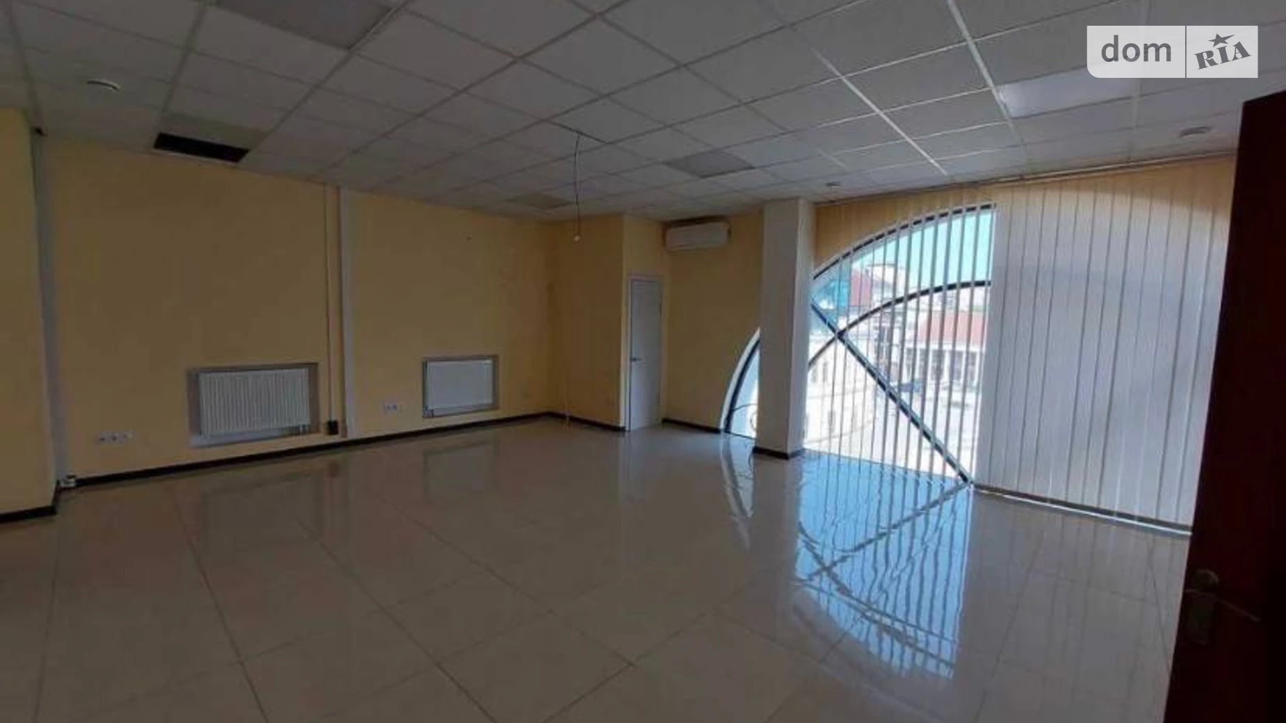 Здається в оренду офіс 75 кв. м в бізнес-центрі, цена: 650 $ - фото 2