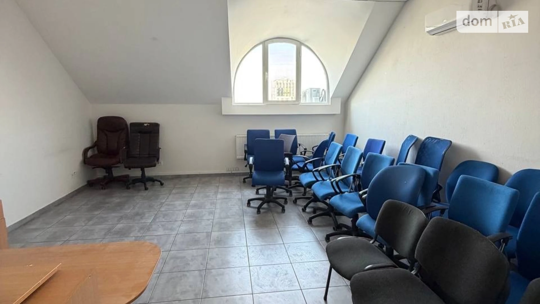 Сдается в аренду офис 680 кв. м в бизнес-центре, цена: 210120 грн - фото 3
