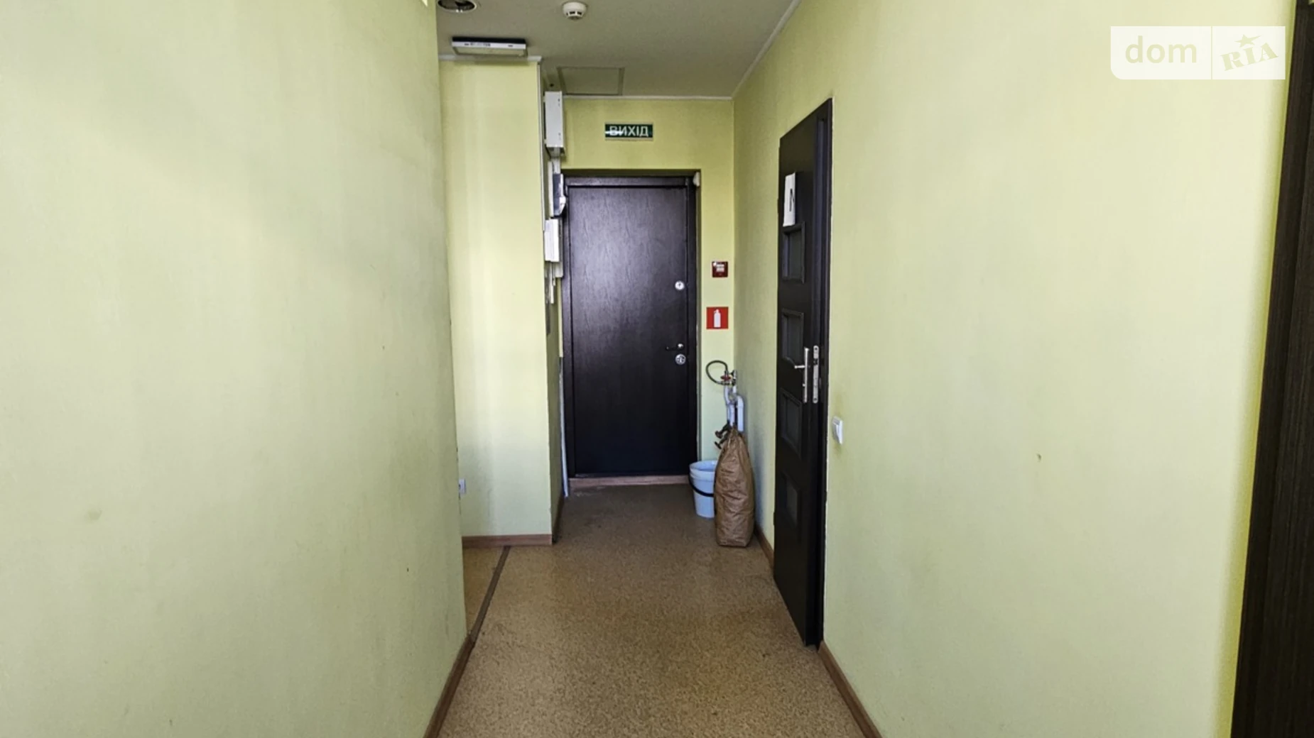 Сдается в аренду офис 173.6 кв. м в бизнес-центре, цена: 1388 $ - фото 4