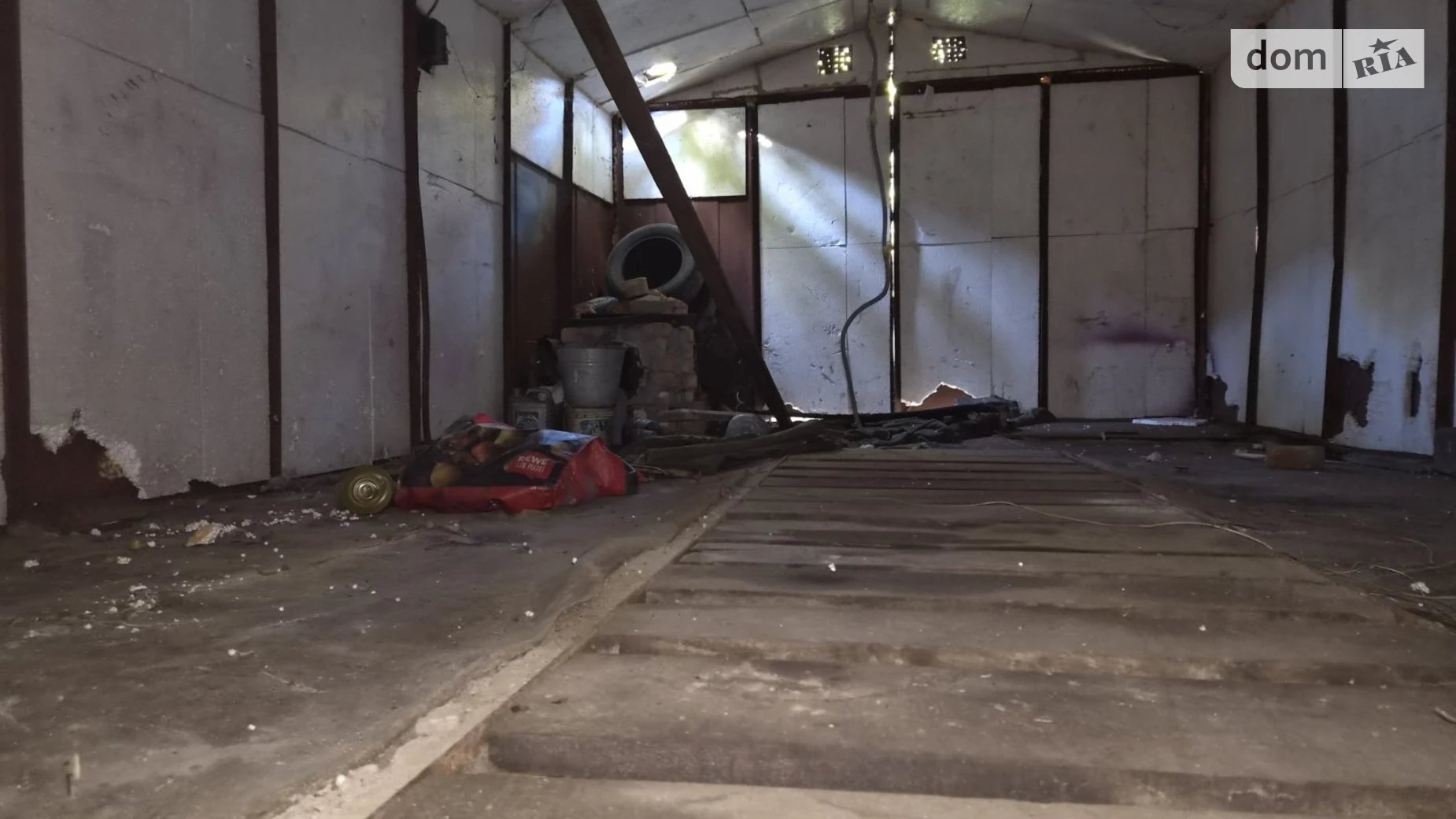 Продається окремий гараж універсальний на 28 кв. м, цена: 5000 $ - фото 2