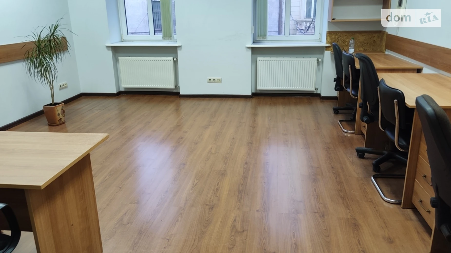 Сдается в аренду офис 40 кв. м в бизнес-центре, цена: 16000 грн - фото 2