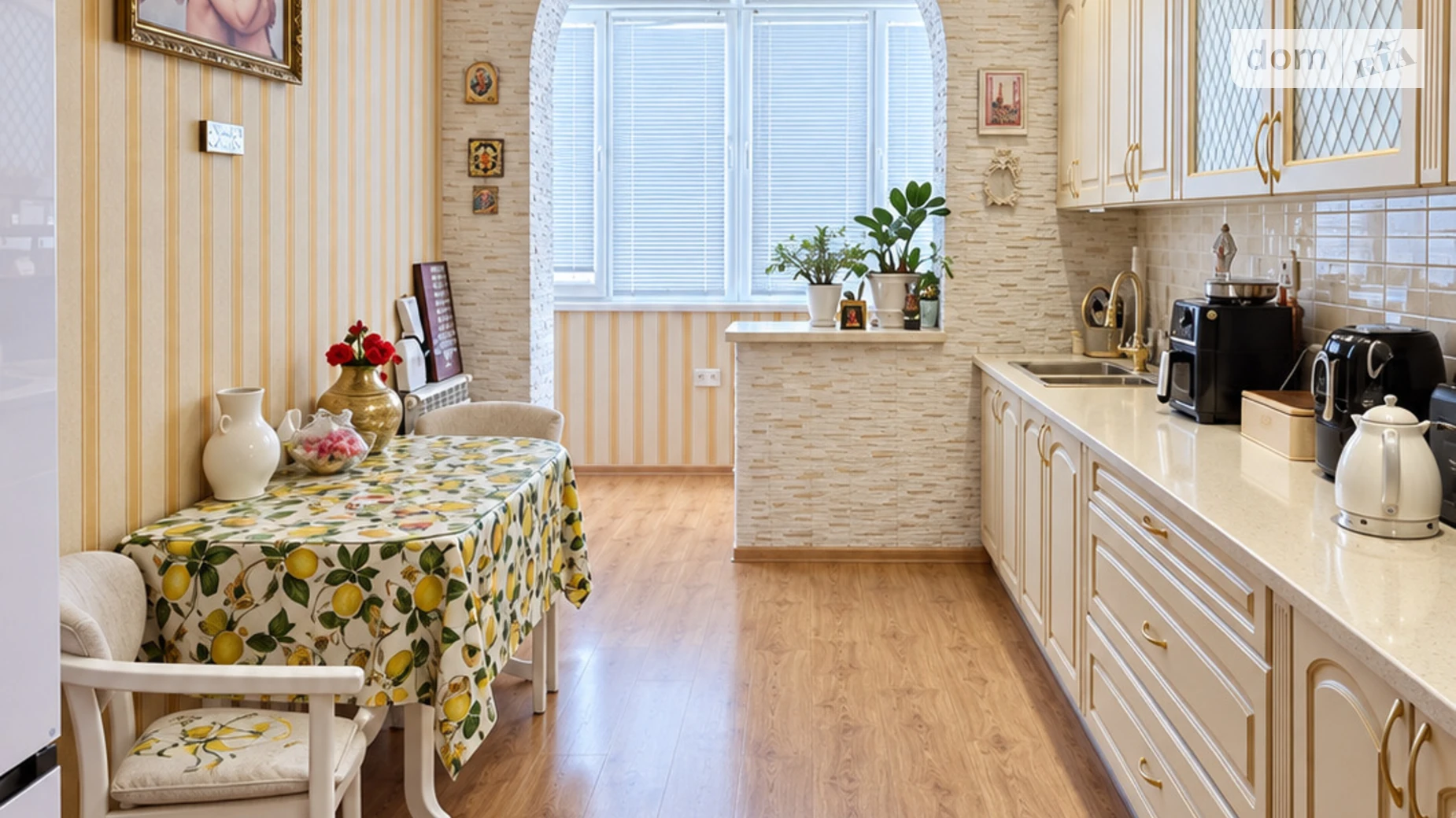 Продається 3-кімнатна квартира 91.7 кв. м у Ужгороді, вул. Вишнева(Осипенко) - фото 3