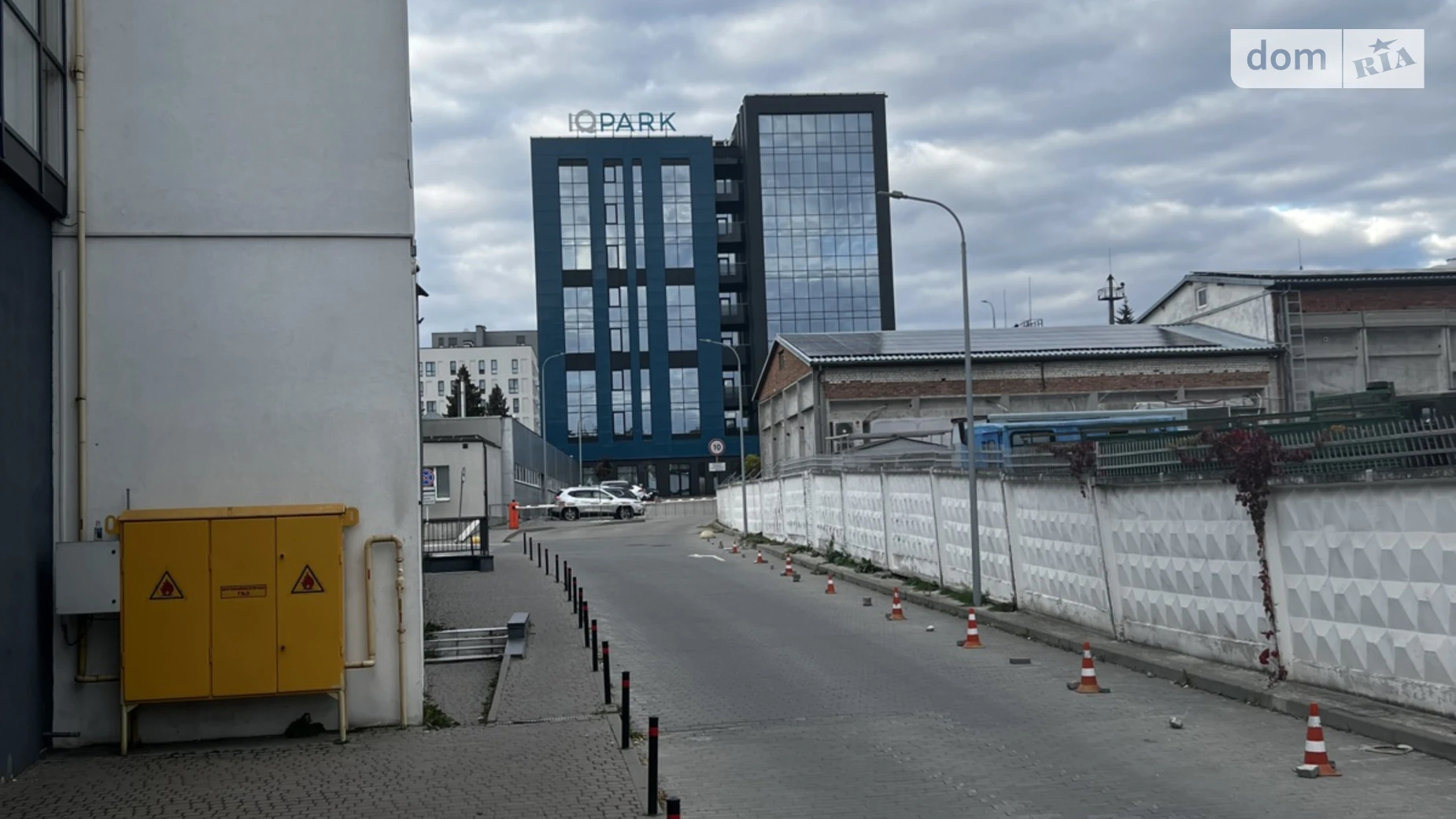 Сдается в аренду офис 350 кв. м в бизнес-центре, цена: 5075 $ - фото 2
