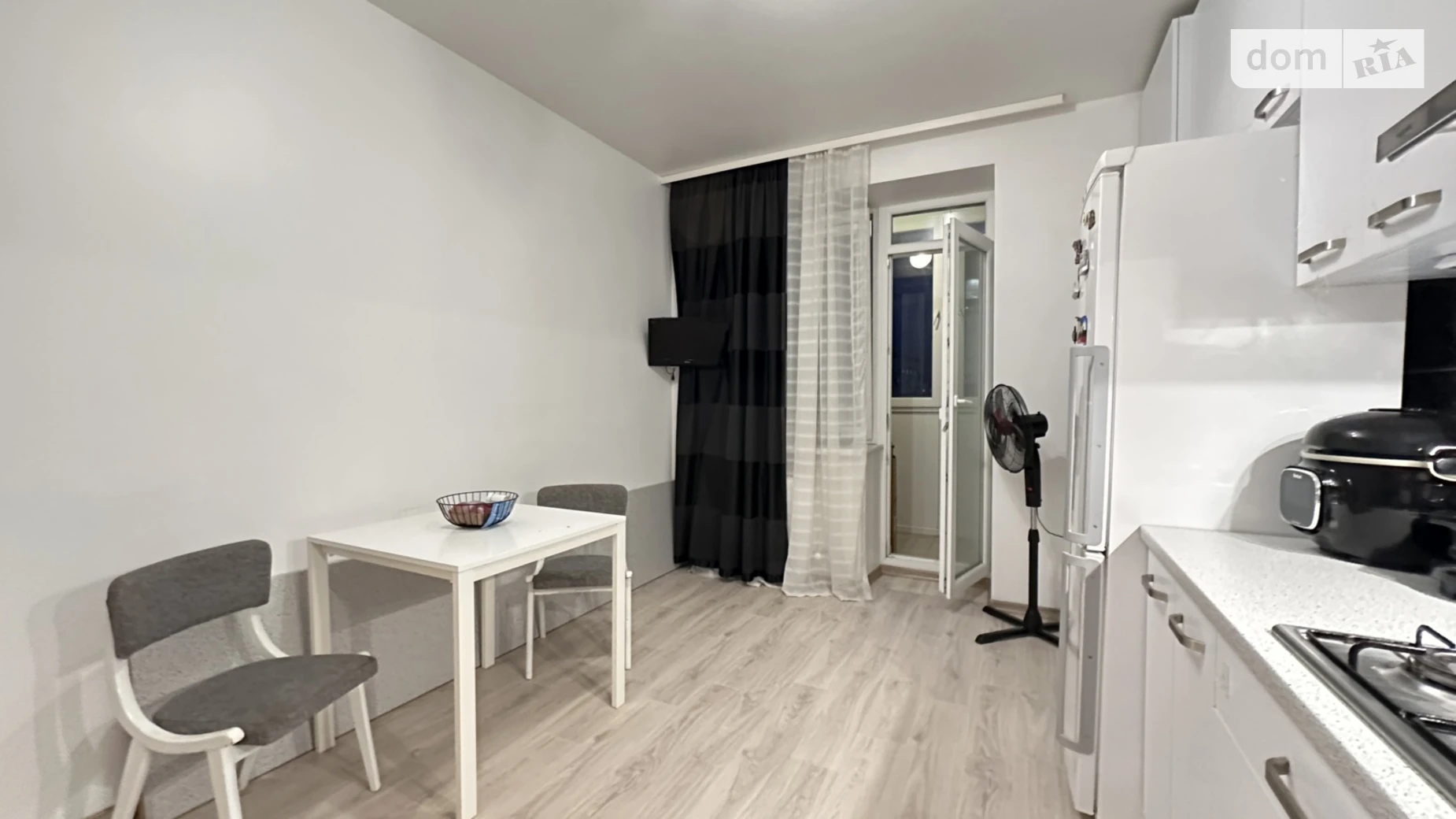Продається 1-кімнатна квартира 50 кв. м у Хмельницькому, цена: 71900 $ - фото 3