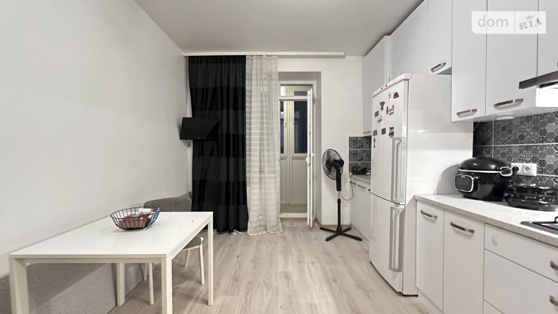 Продається 1-кімнатна квартира 50 кв. м у Хмельницькому, цена: 71900 $ - фото 4