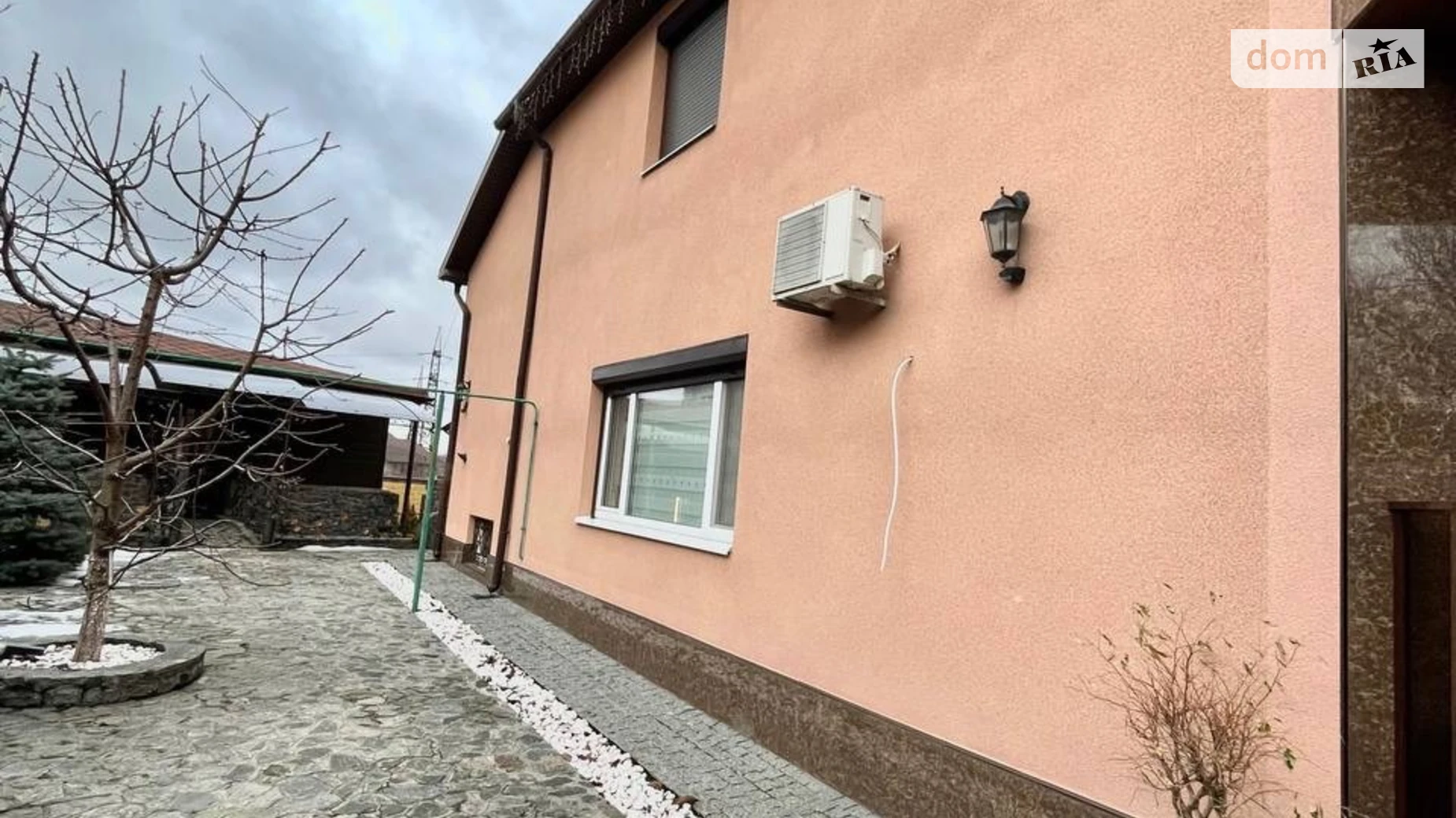 Продается дом на 2 этажа 356.7 кв. м с балконом, цена: 270000 $ - фото 2