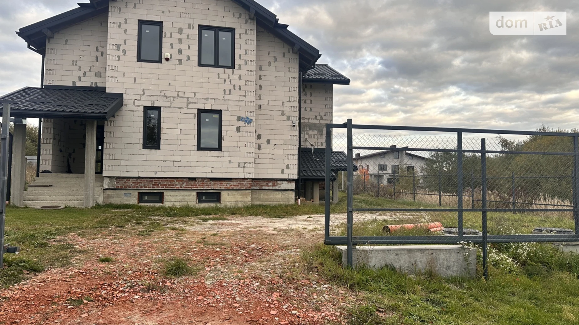 Продается дом на 2 этажа 260 кв. м с подвалом, цена: 185000 $ - фото 3