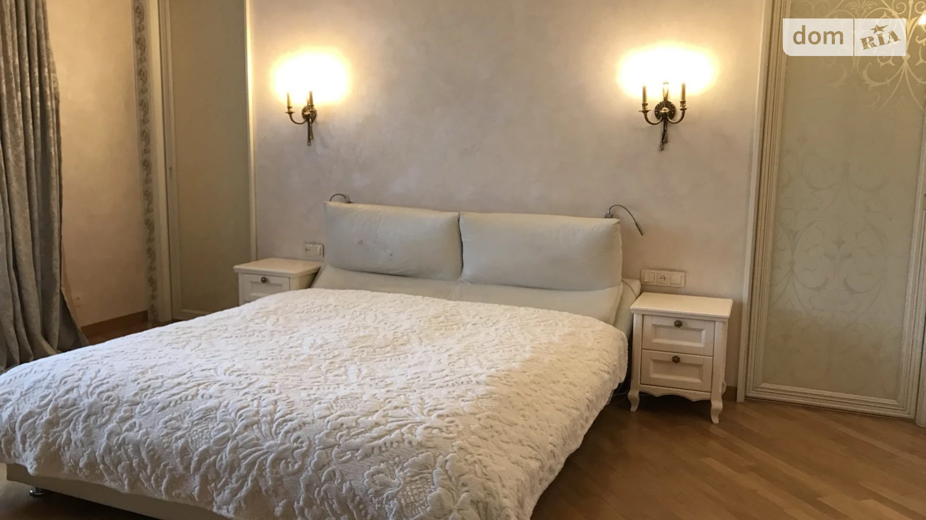 Продается дом на 3 этажа 605 кв. м с балконом, цена: 520000 $ - фото 5