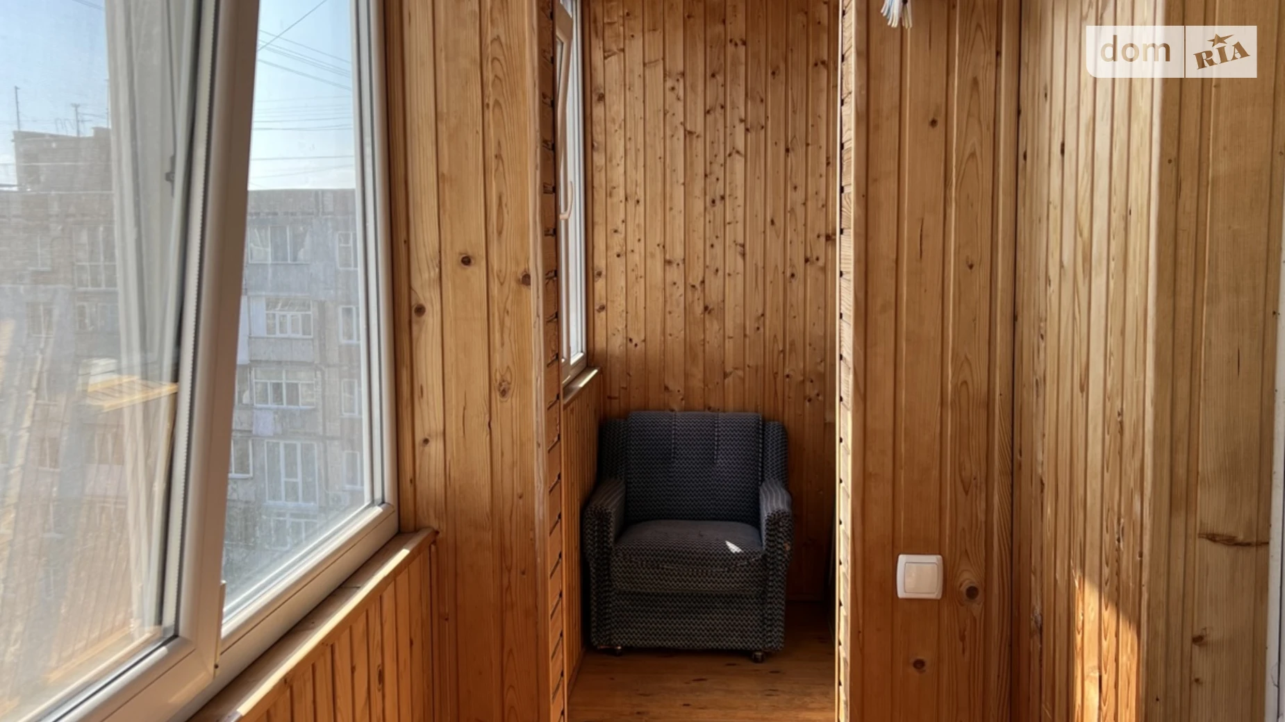 Продается 1-комнатная квартира 42.1 кв. м в, цена: 30500 $ - фото 2