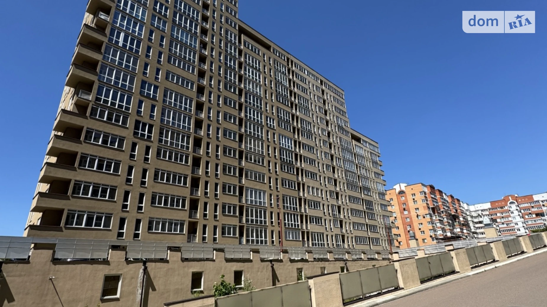 Продается 2-комнатная квартира 80.3 кв. м в Харькове, ул. Сухумская, 22 - фото 2