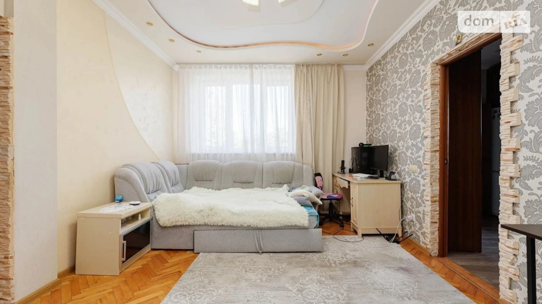 Продается 3-комнатная квартира 75.9 кв. м в Львове, ул. Городоцкая - фото 2