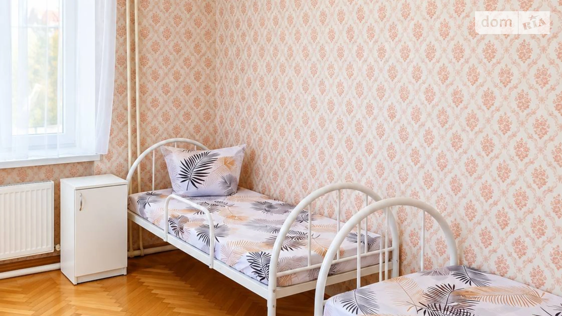 Сдается в аренду дом на 2 этажа 420 кв. м с камином, цена: 1799 $ - фото 2