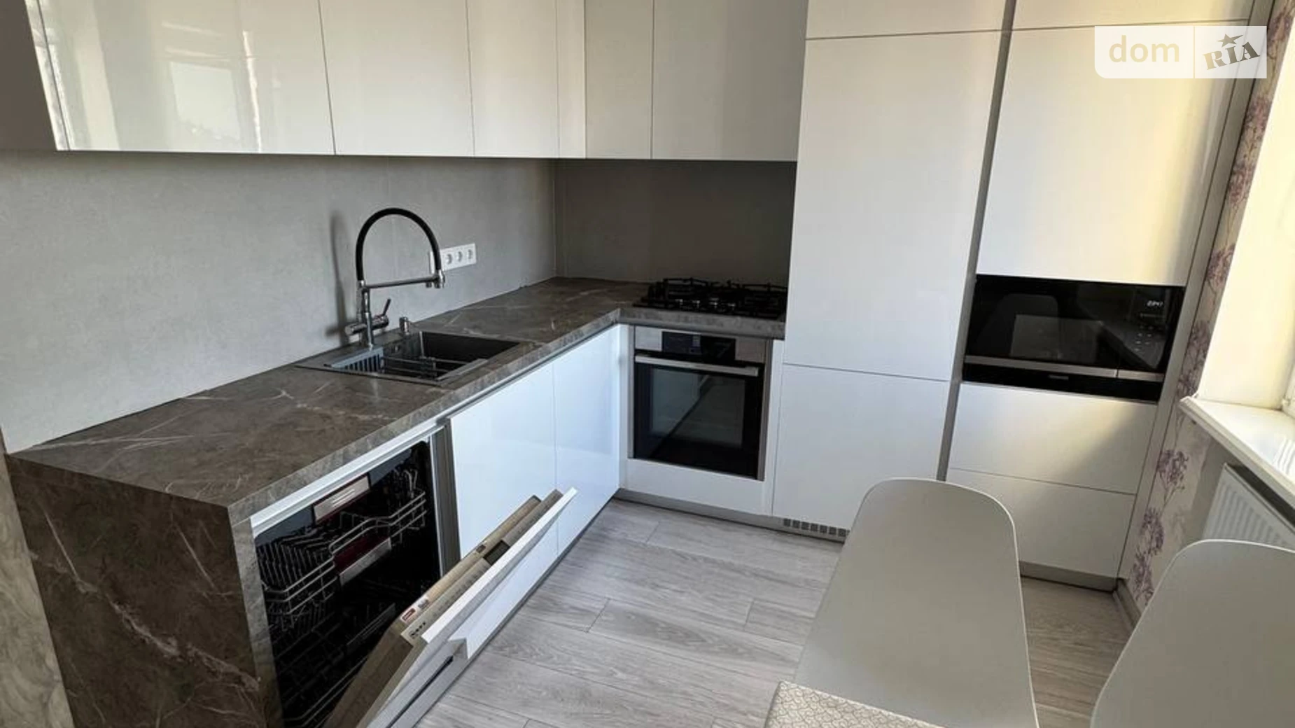 Продается 1-комнатная квартира 45.1 кв. м в, цена: 47000 $ - фото 5