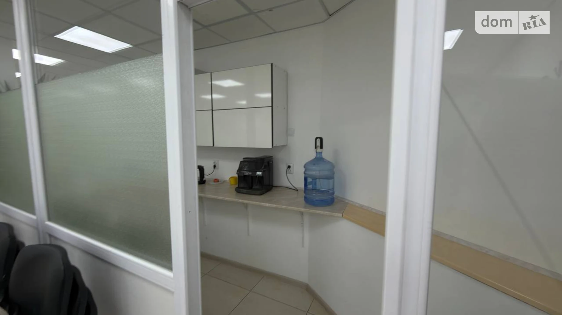 Продается офис 65 кв. м в бизнес-центре, цена: 80000 $ - фото 4