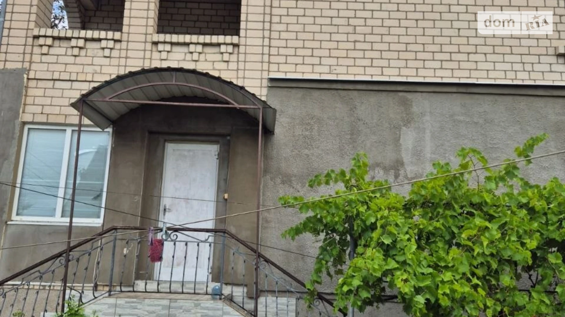 Продается дом на 3 этажа 257.8 кв. м с мебелью, цена: 45000 $ - фото 2