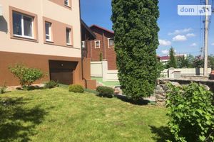 Продается дом на 2 этажа 236 кв. м с гаражом