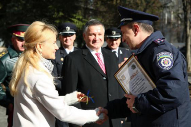 44 харківські родини отримали ключі від нових квартир