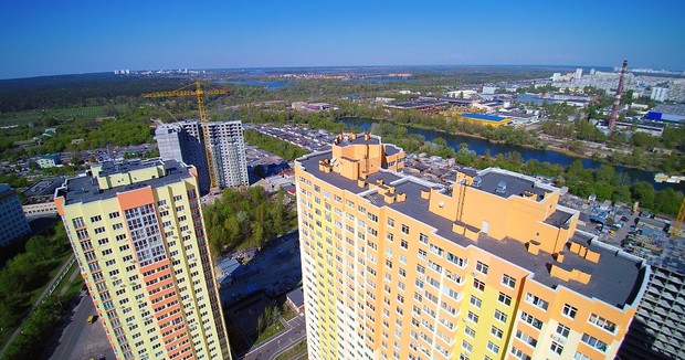 У пошуках ділянок під забудову девелопери звертають увагу на промзони та ділянки за містом.