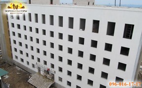 В ЖК «Воробьевы горы-6» ведутся завершающие работы по утеплению фасада здания