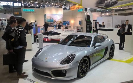 3,3 секунды до «сотни»: Porsche показала электрический Cayman