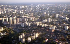 54% українців живуть у некомфортних умовах