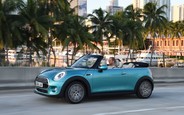 Известный режиссер снял ролик о новом MINI Cabrio