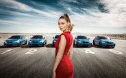 Тест от BMW: В каком из BMW M2 находится супермодель?