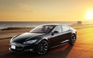 Автопилот Tesla завел автомобиль и протаранил трейлер