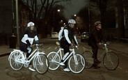Краска жизни: Volvo придумала как уберечь велосипедистов от ночных ДТП