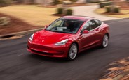 Не тормозит: на Tesla Model 3 поступила очередная партия жалоб