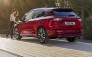 Новый Ford Kuga: платформа «Фокуса» и три гибридных установки