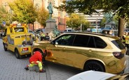 Не золото, но блестит! Полиция конфисковала «слишком блестящий» BMW X5