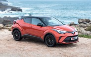 Тест-драйв 184-сильного Toyota C-HR Hybrid 2.0