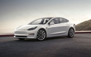 Седану Tesla Model 3 додали бензиновий мотор! Звучить знайомо?