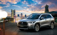 Toyota Corolla превратился в кроссовер. Где касса?