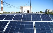 У Одесі почали встановлювати сонячні батареї на багатоповерхівках