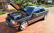 36-летний Mercedes-Benz 190E оценили в стоимость нового Е-Класса