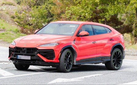 Audi готує новий Q8 із потужною гібридною установкою. А що це на фото?