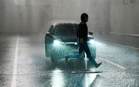 Автономне гальмування не дуже допоможе в дощ і туман: експерти ADAC