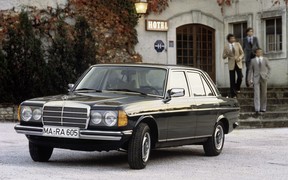 Айн, цвай, драй: Легендарному Mercedes-Benz 123 исполнилось 40 лет