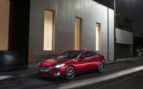 Американцам представили обновленные Mazda6 и Mazda3