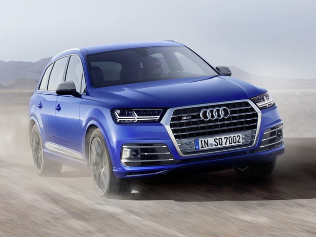 Audi представила «заряженный» SQ7 с электрическим наддувом