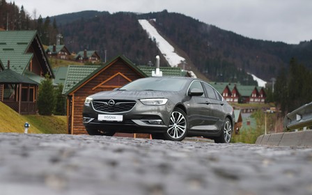 Автомобиль недели. Opel Insignia