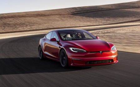 Автомобиль недели. Tesla Model S Plaid