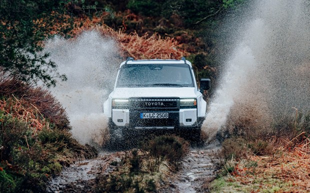 Автомобіль тижня: Toyota Land Cruiser Prado (J250)