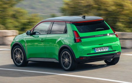 Автомобілем 2025 року в Європі став електричний хетчбек Renault
