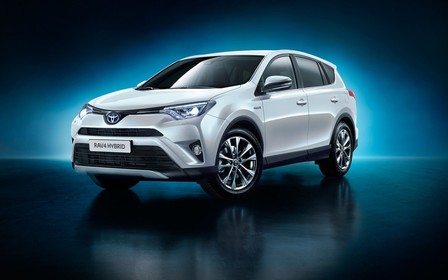 Автопарк полиции пополнится гибридными Toyota RAV4