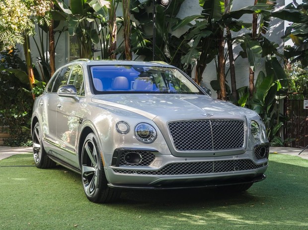 Bentley представила первую спецверсию кроссовера Bentayga